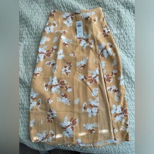 Abercrombie PETITE Dipped Waist Midi Skirt with Slit NWT